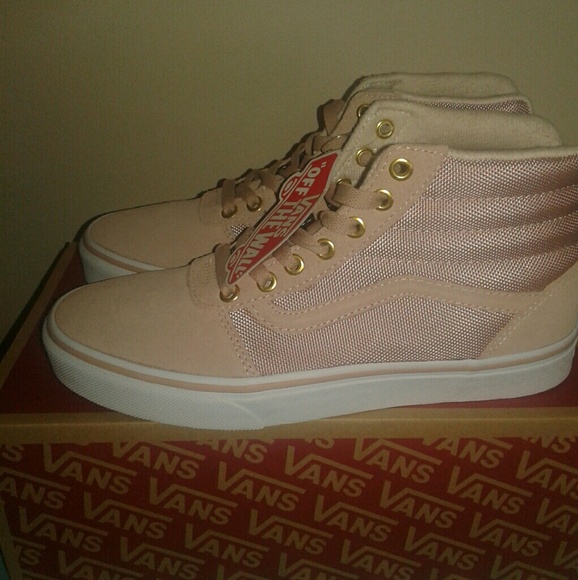 Vans - Picture 2 of 6